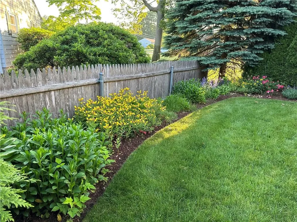 45 Surrey Drive Cranston RI 02920