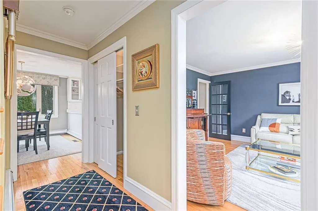 45 Surrey Drive Cranston RI 02920