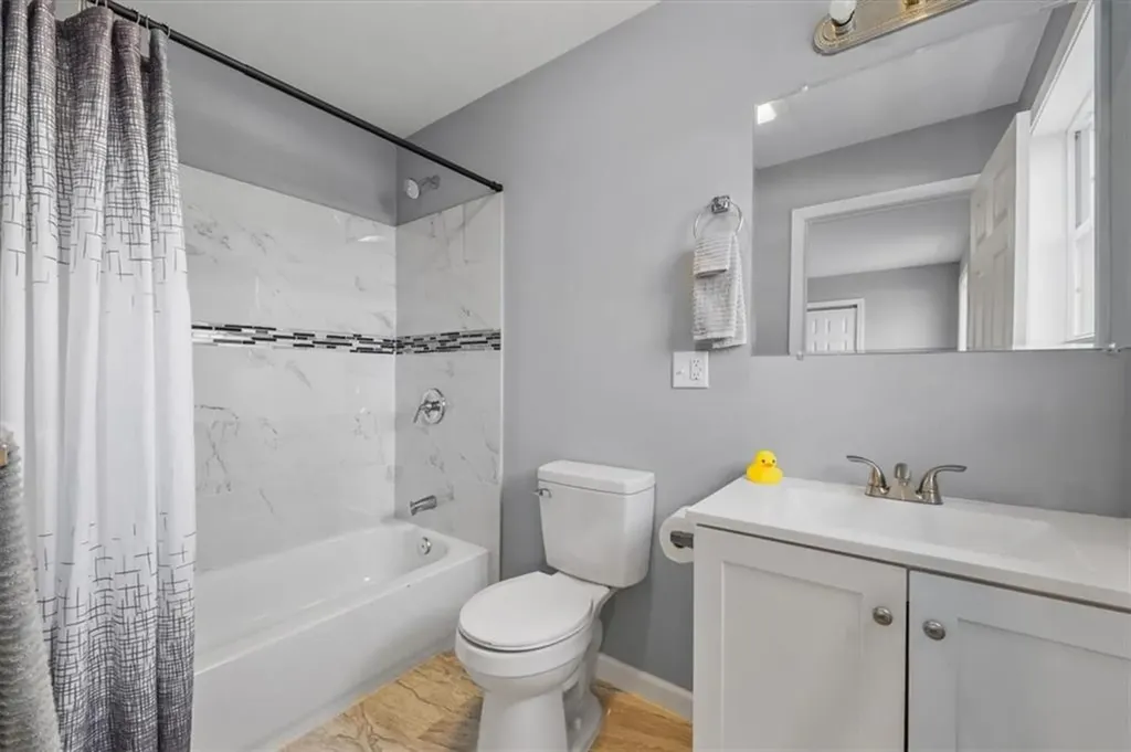 184 Oconnell Street Providence RI 02905