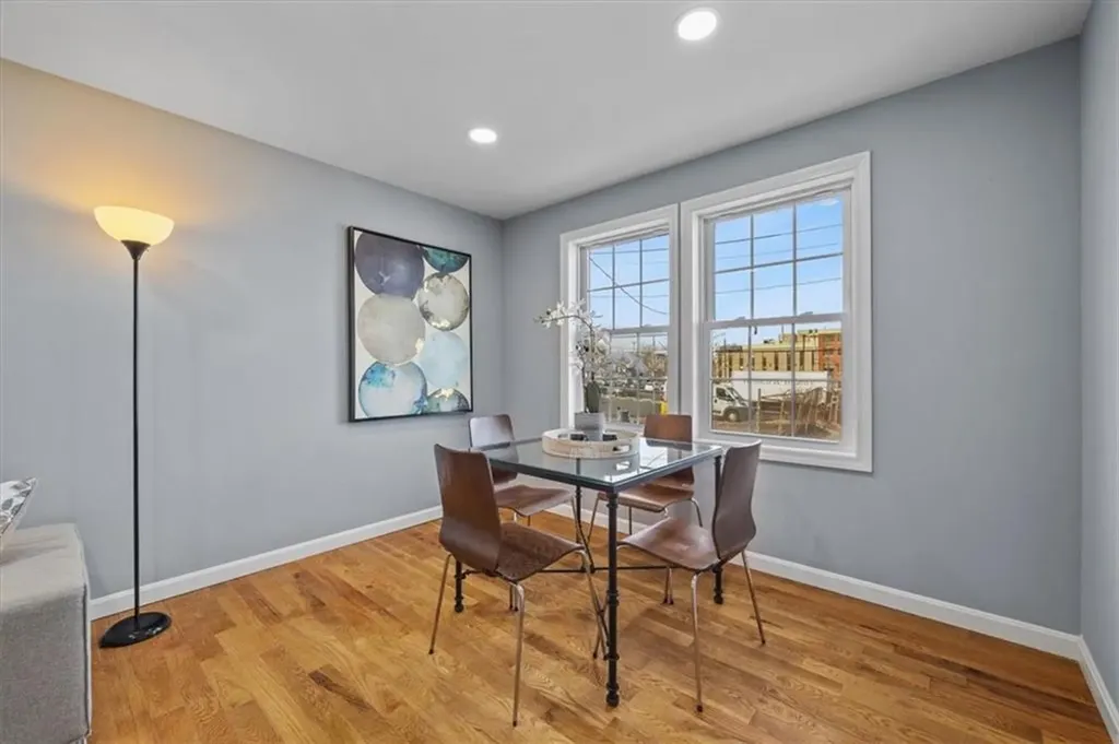 184 Oconnell Street Providence RI 02905