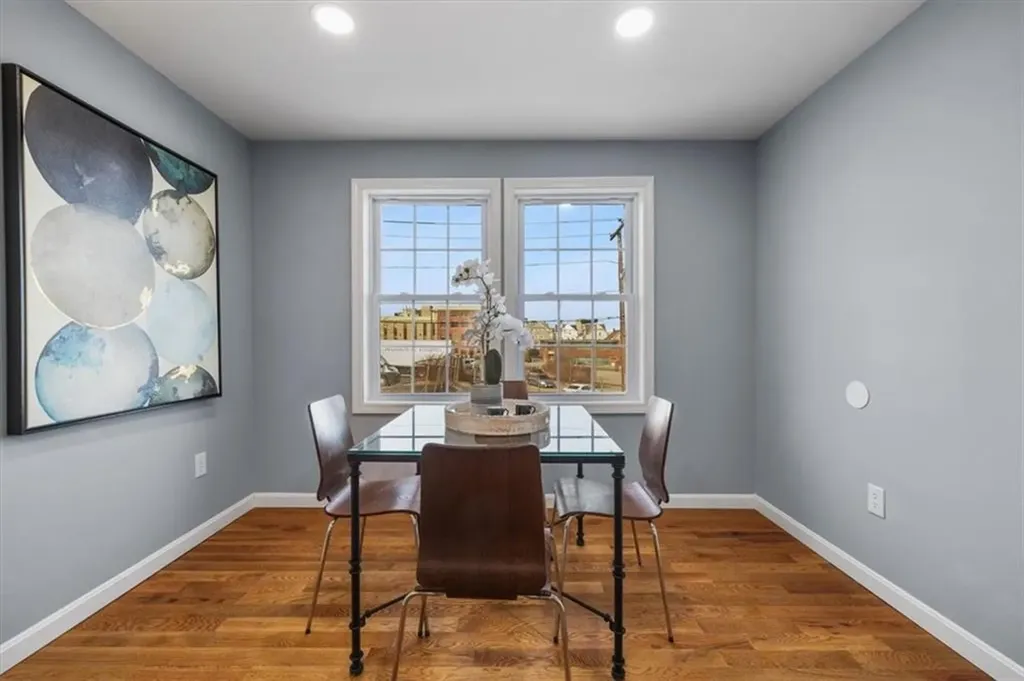 184 Oconnell Street Providence RI 02905