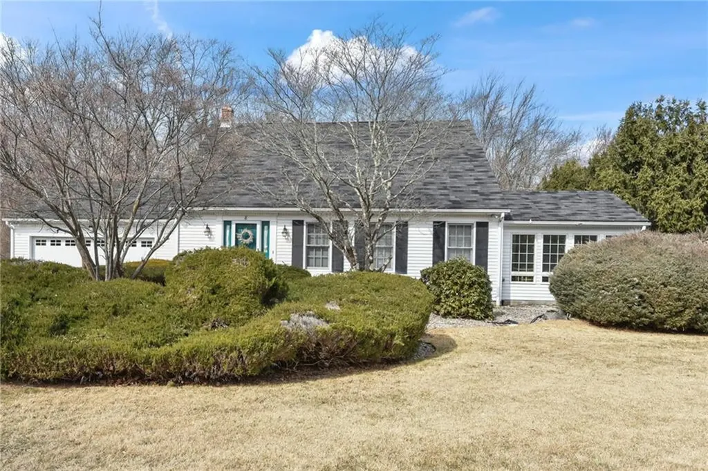 8 Christopher Drive Johnston RI 02919