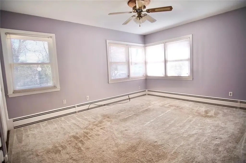 154 Twin Oak Drive Warwick RI 02889