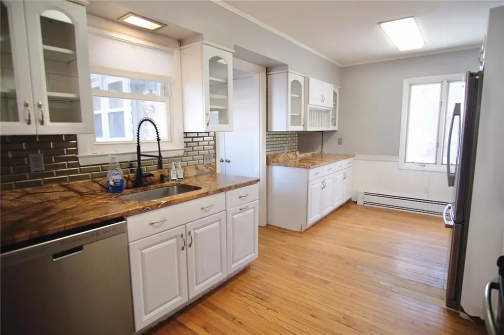 154 Twin Oak Drive Warwick RI 02889
