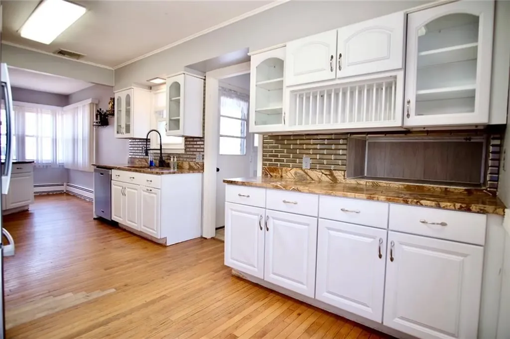 154 Twin Oak Drive Warwick RI 02889