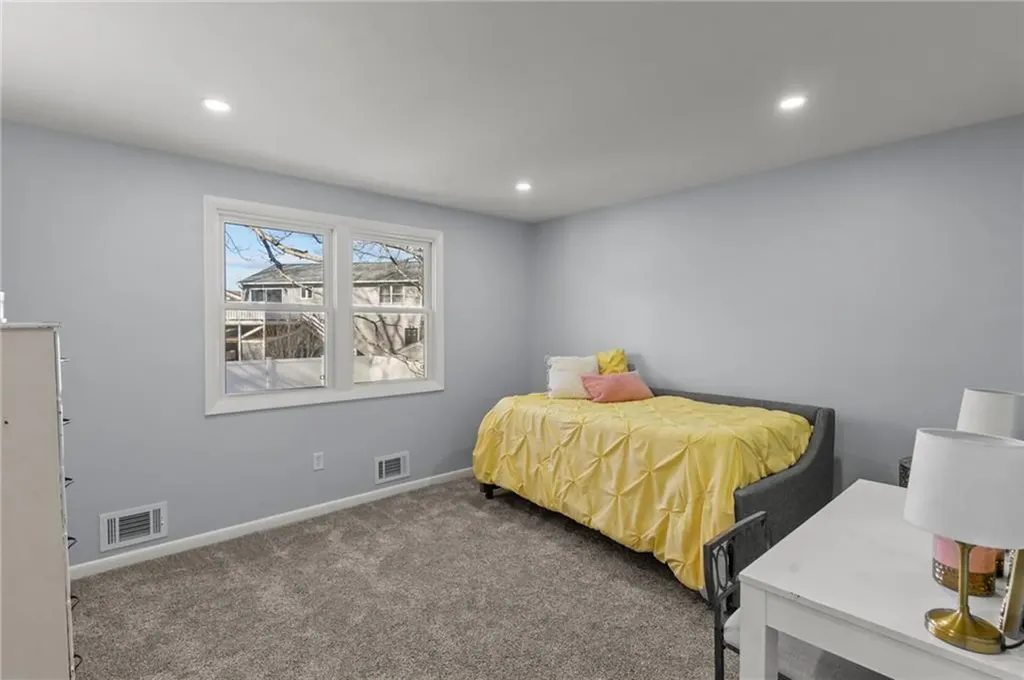 227 Stillwater Drive Warwick RI 02889