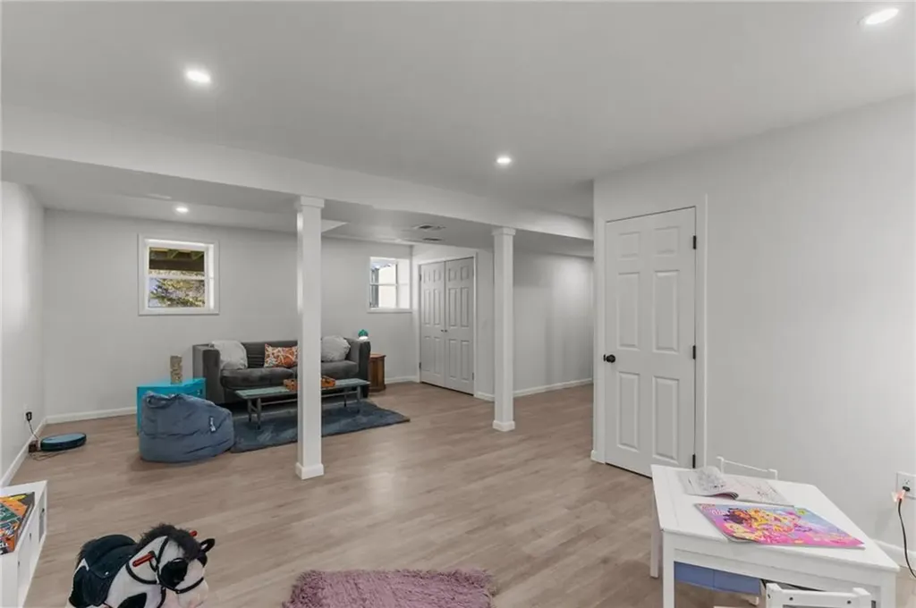 227 Stillwater Drive Warwick RI 02889