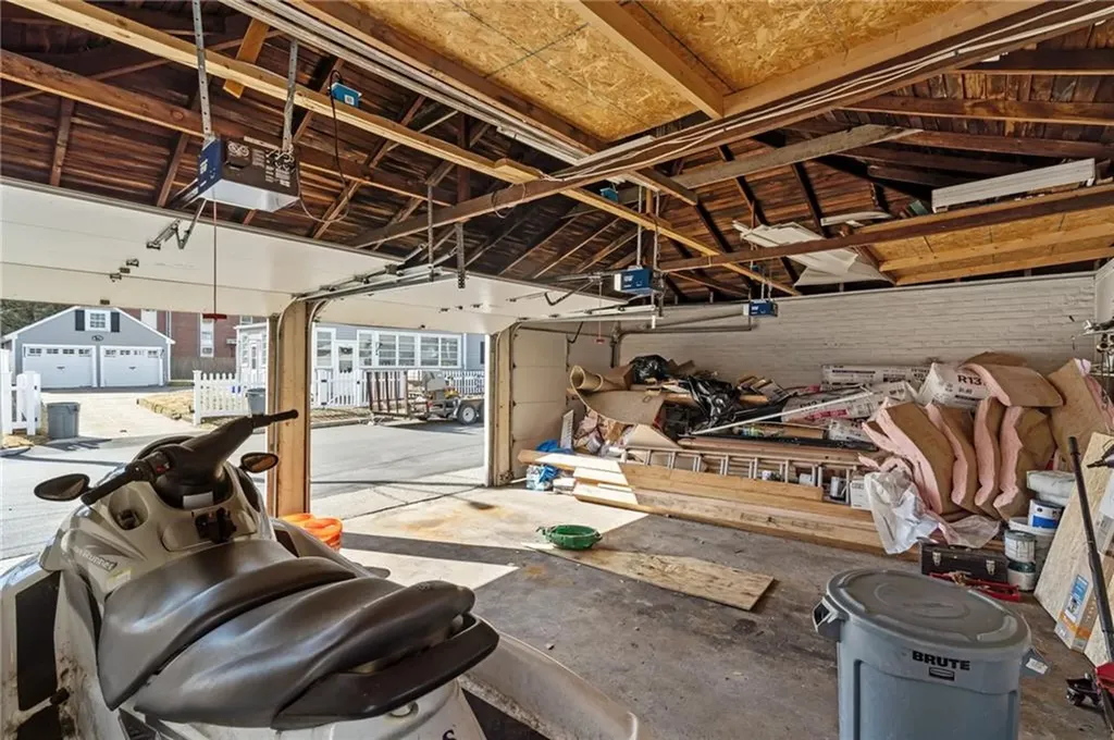 31 Arnold Street Lincoln RI 02865