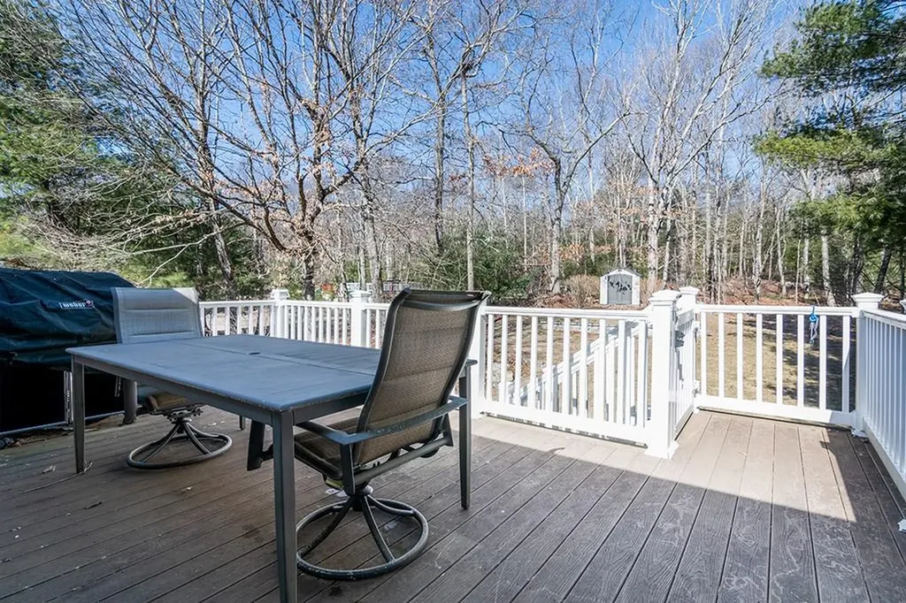 35 Walker Lane Coventry RI 02816