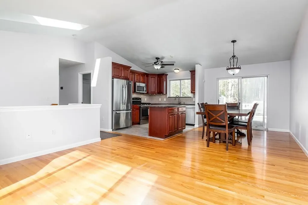 35 Walker Lane Coventry RI 02816