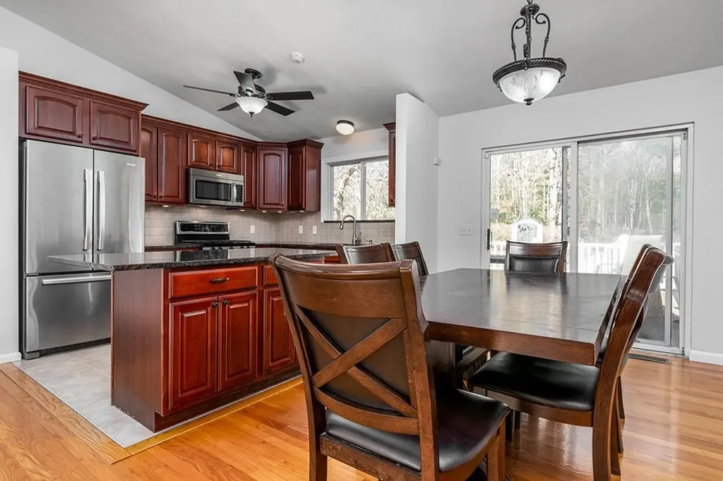 35 Walker Lane Coventry RI 02816