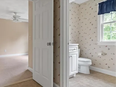 68 Delta Drive North Kingstown RI 02874