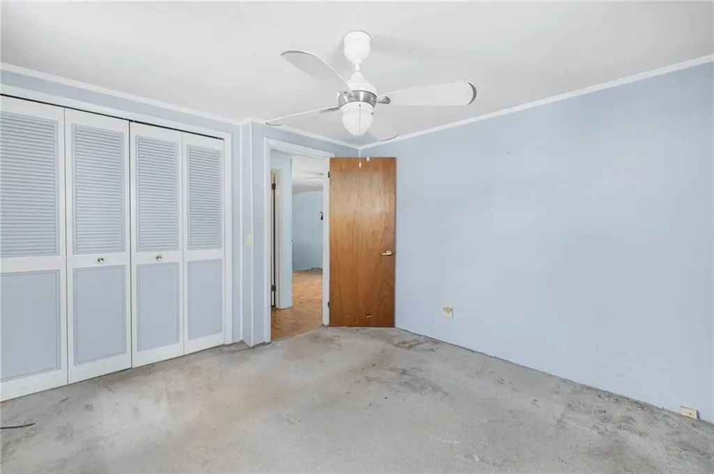 33 Vineland Avenue East Providence RI 02916