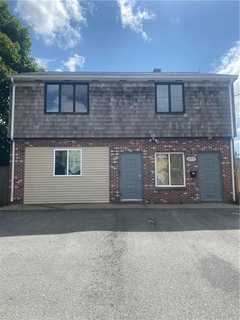 295 Division Street Pawtucket RI 02860