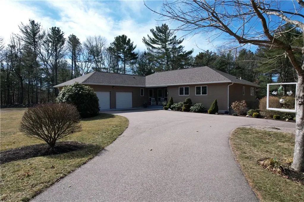 95 Shepherd Drive South Kingstown RI 02879