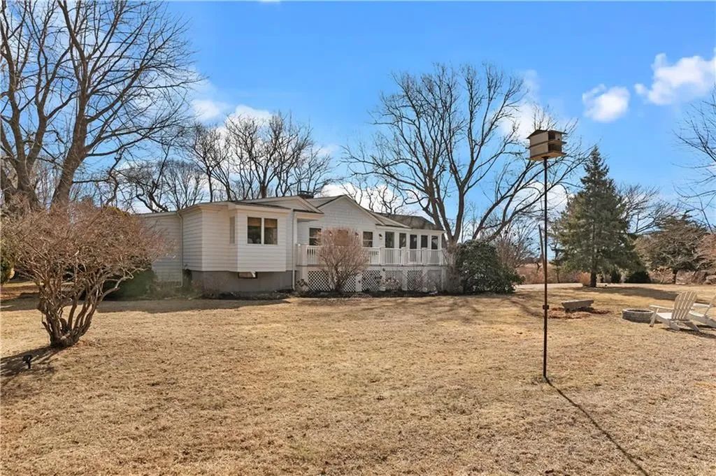10 Starrett Drive Charlestown RI 02813