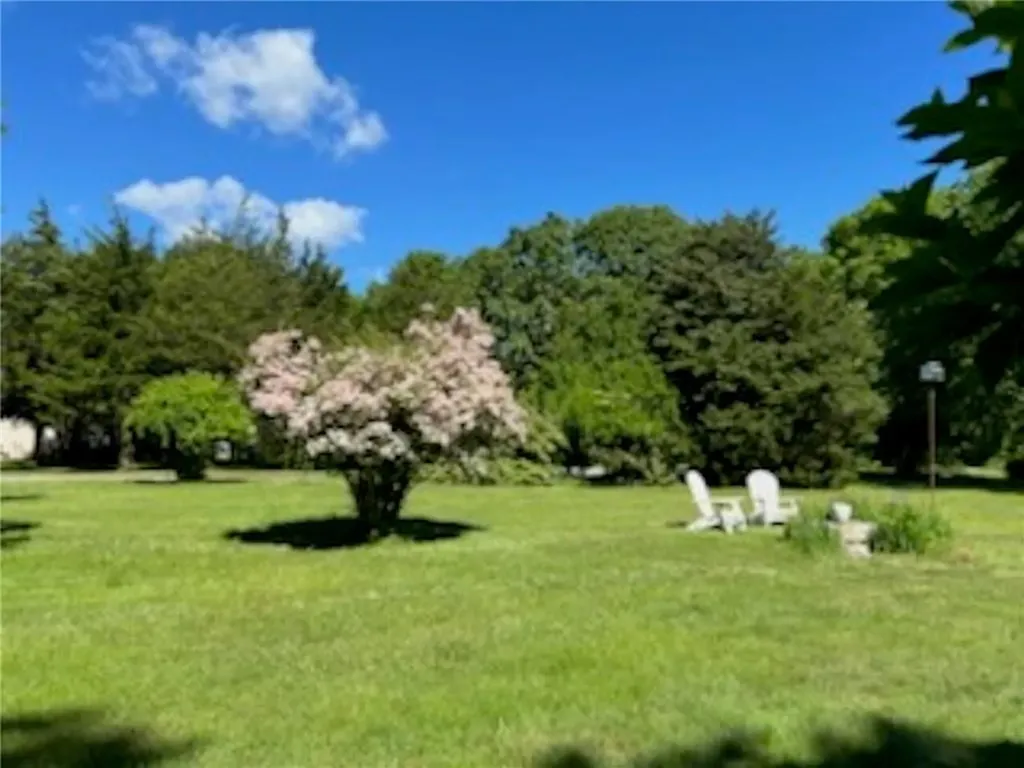 10 Starrett Drive Charlestown RI 02813