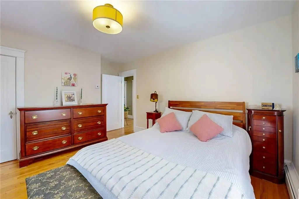 35 Felsmere Avenue Pawtucket RI 02861