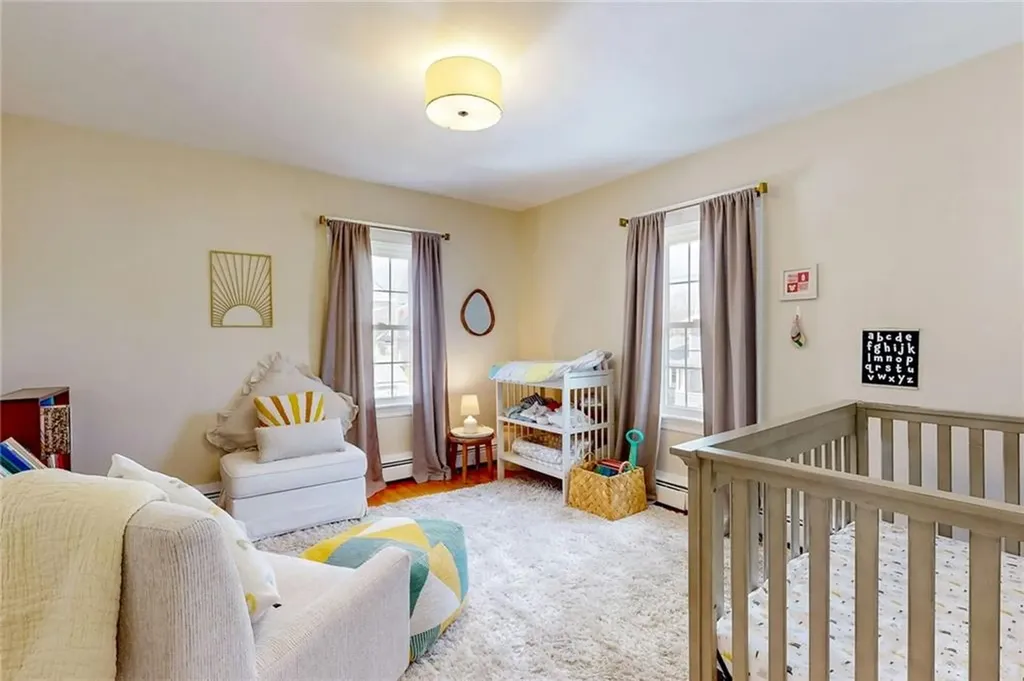 35 Felsmere Avenue Pawtucket RI 02861