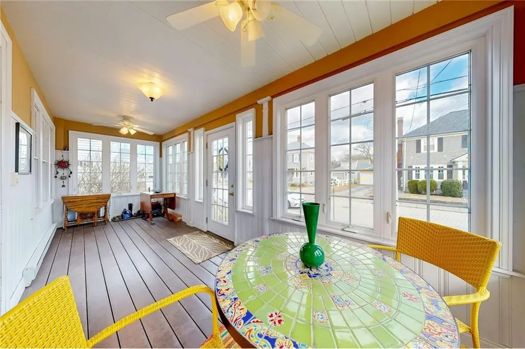 35 Felsmere Avenue Pawtucket RI 02861