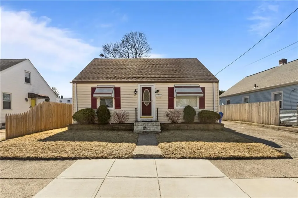 87 Liberty Street Pawtucket RI 02861