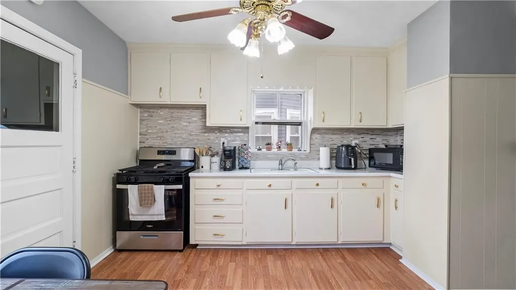 91 Carolina Avenue Providence RI 02905