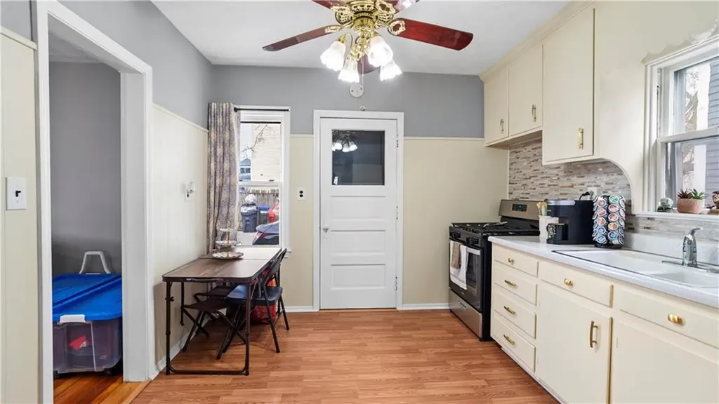 91 Carolina Avenue Providence RI 02905