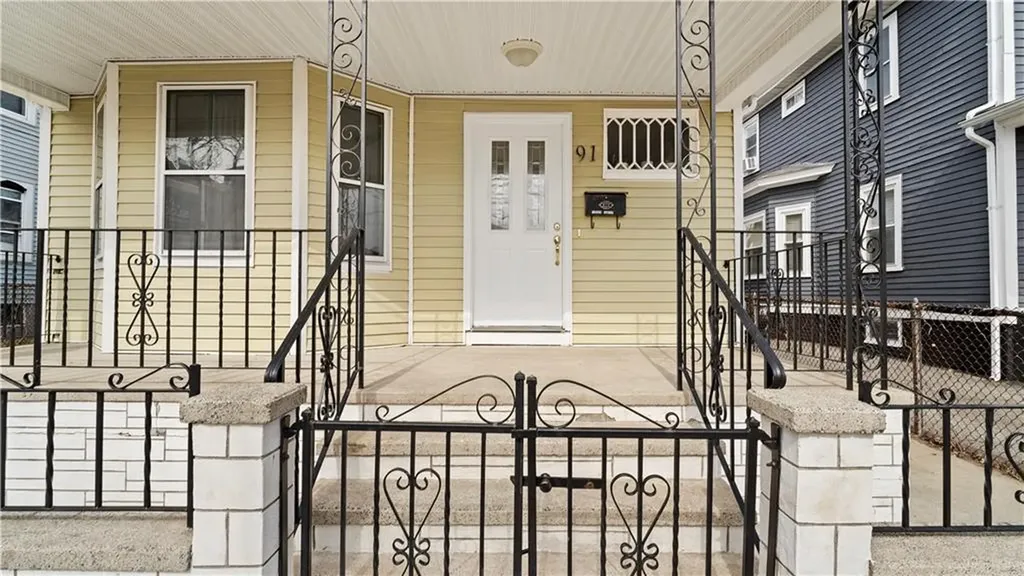 91 Carolina Avenue Providence RI 02905