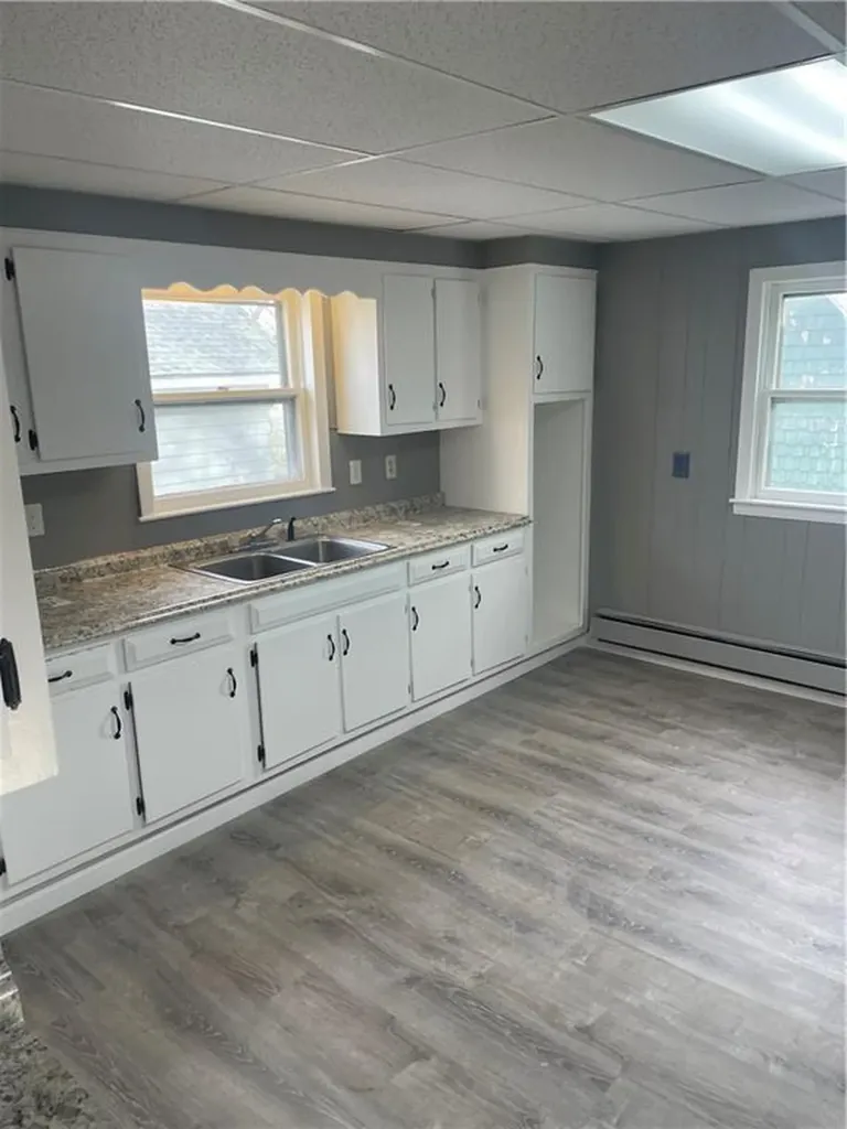 28 Armington Avenue Providence RI 02908
