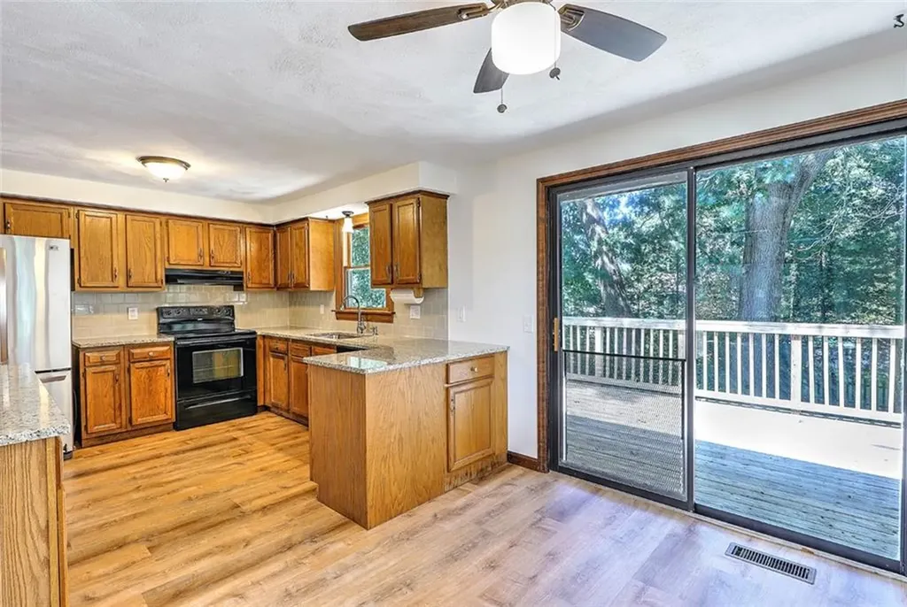 21 Marjorie Lane Warwick RI 02886
