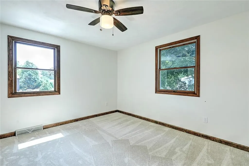 21 Marjorie Lane Warwick RI 02886