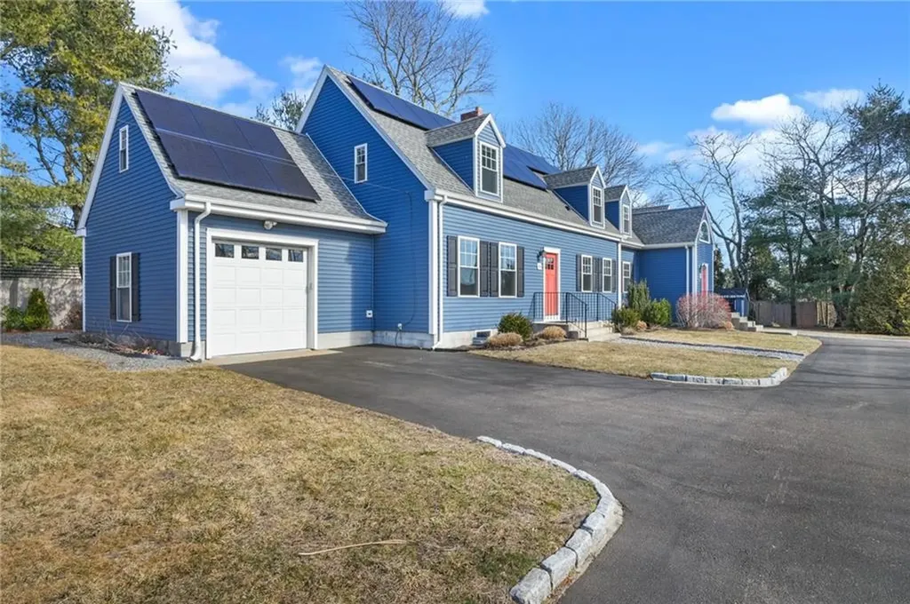 45 Patton Avenue South Kingstown RI 02879