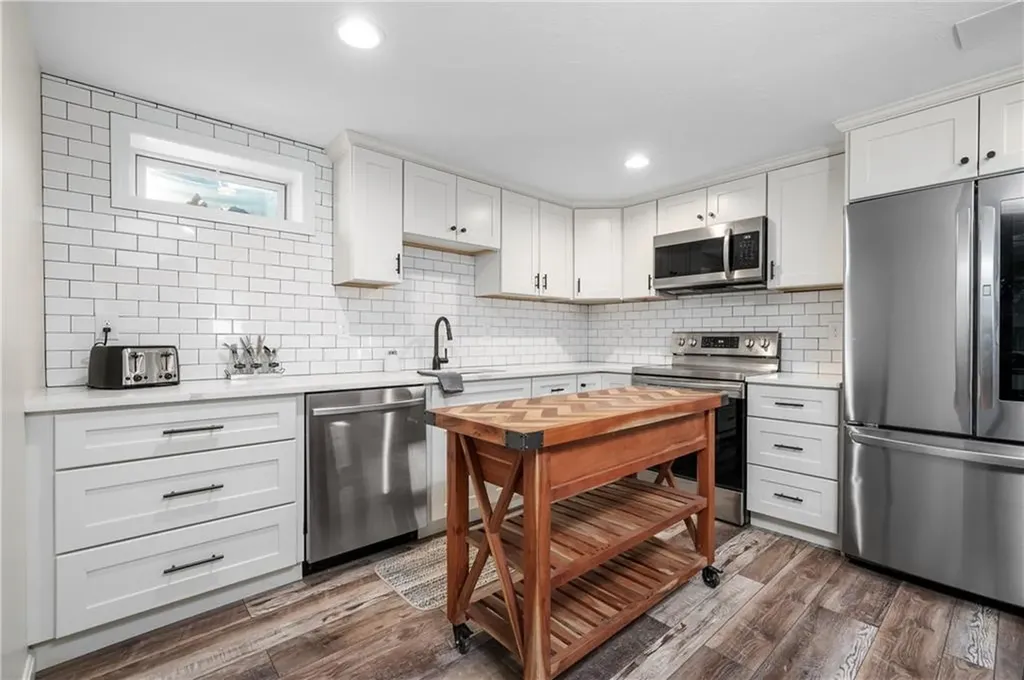 18 Valley Street Cumberland RI 02864