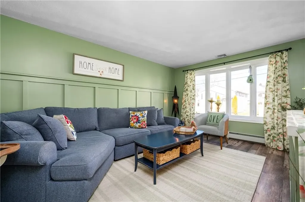18 Valley Street Cumberland RI 02864