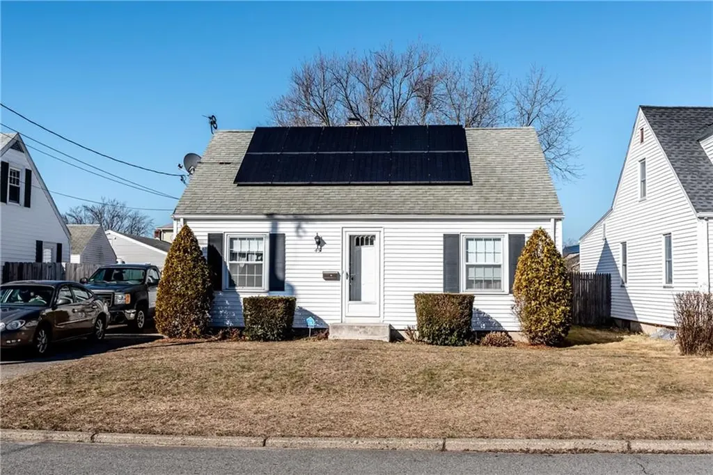 45 Manistee Street Pawtucket RI 02861