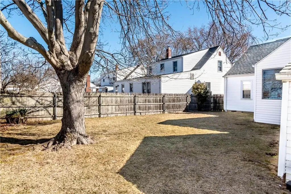 45 Manistee Street Pawtucket RI 02861