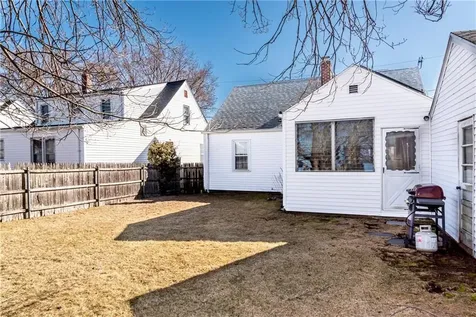 45 Manistee Street Pawtucket RI 02861