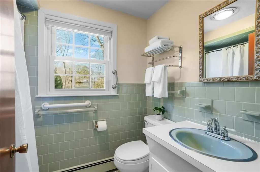 11 Bayberry Hill Drive Cumberland RI 02864
