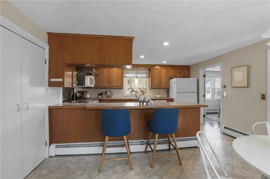 11 Bayberry Hill Drive Cumberland RI 02864