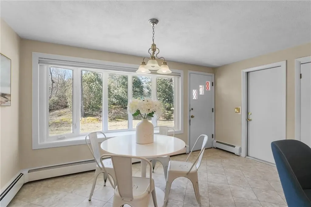 11 Bayberry Hill Drive Cumberland RI 02864