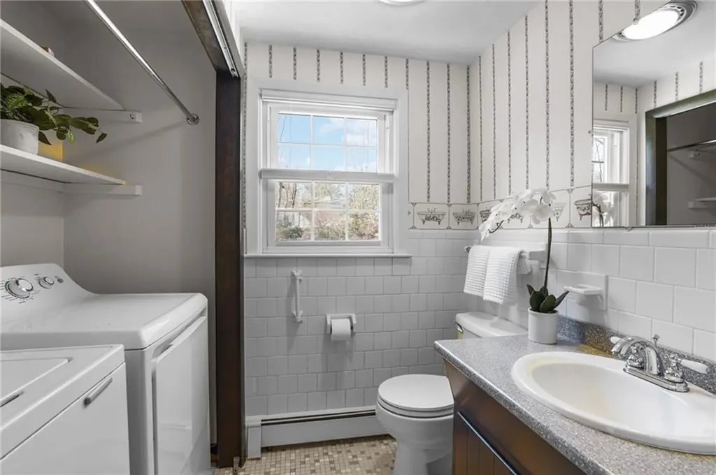 11 Bayberry Hill Drive Cumberland RI 02864