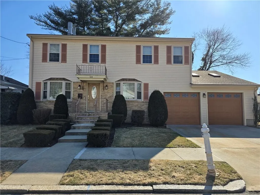 129 Longwood Avenue Providence RI 02908