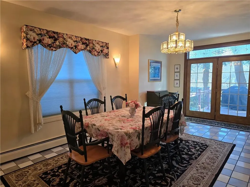 129 Longwood Avenue Providence RI 02908