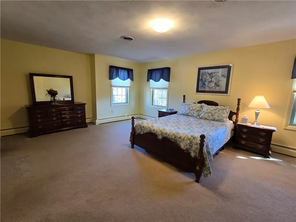 129 Longwood Avenue Providence RI 02908