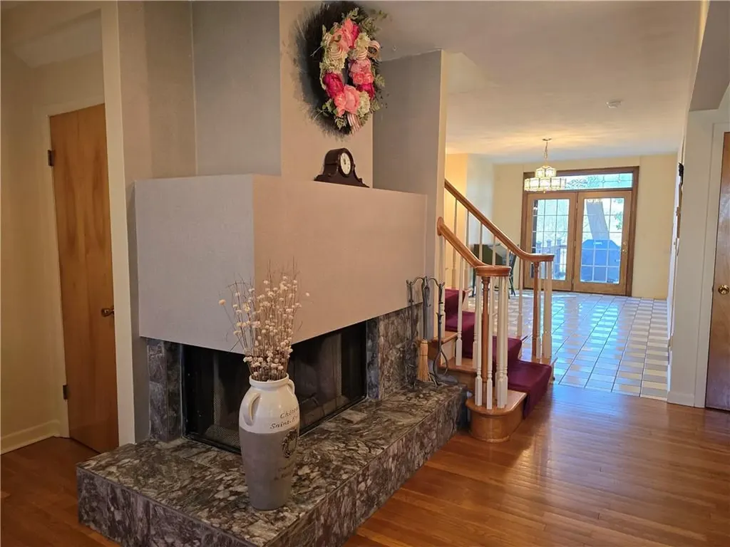 129 Longwood Avenue Providence RI 02908