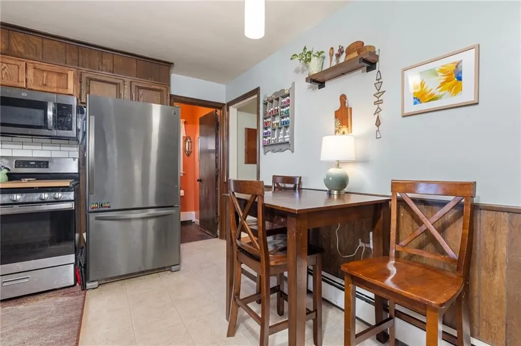 16 Leah Street North Providence RI 02911