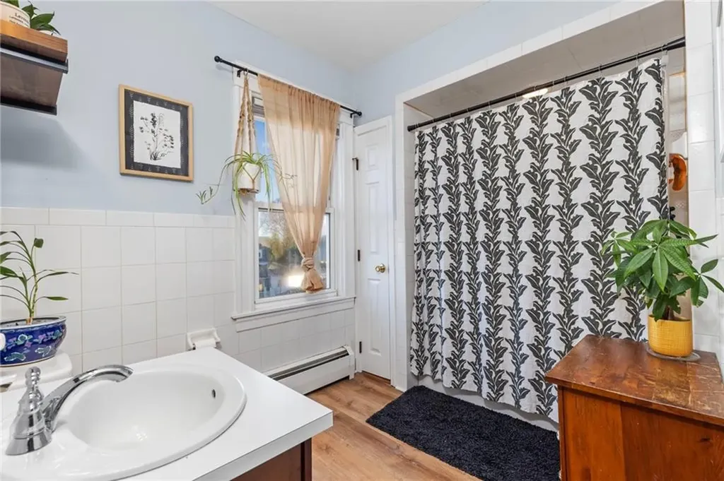 16 Leah Street North Providence RI 02911
