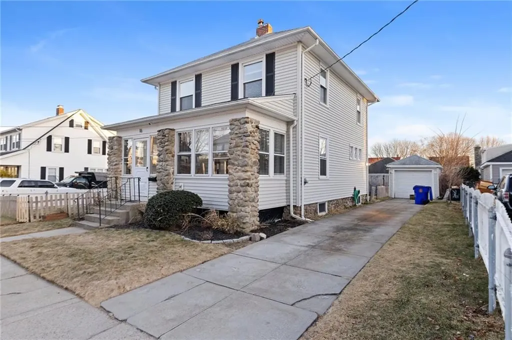 16 Leah Street North Providence RI 02911
