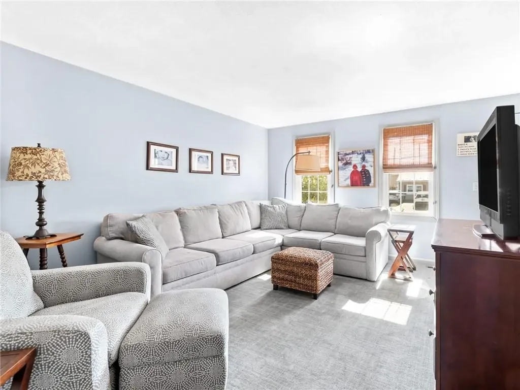 15 Sarah Lane Warwick RI 02889