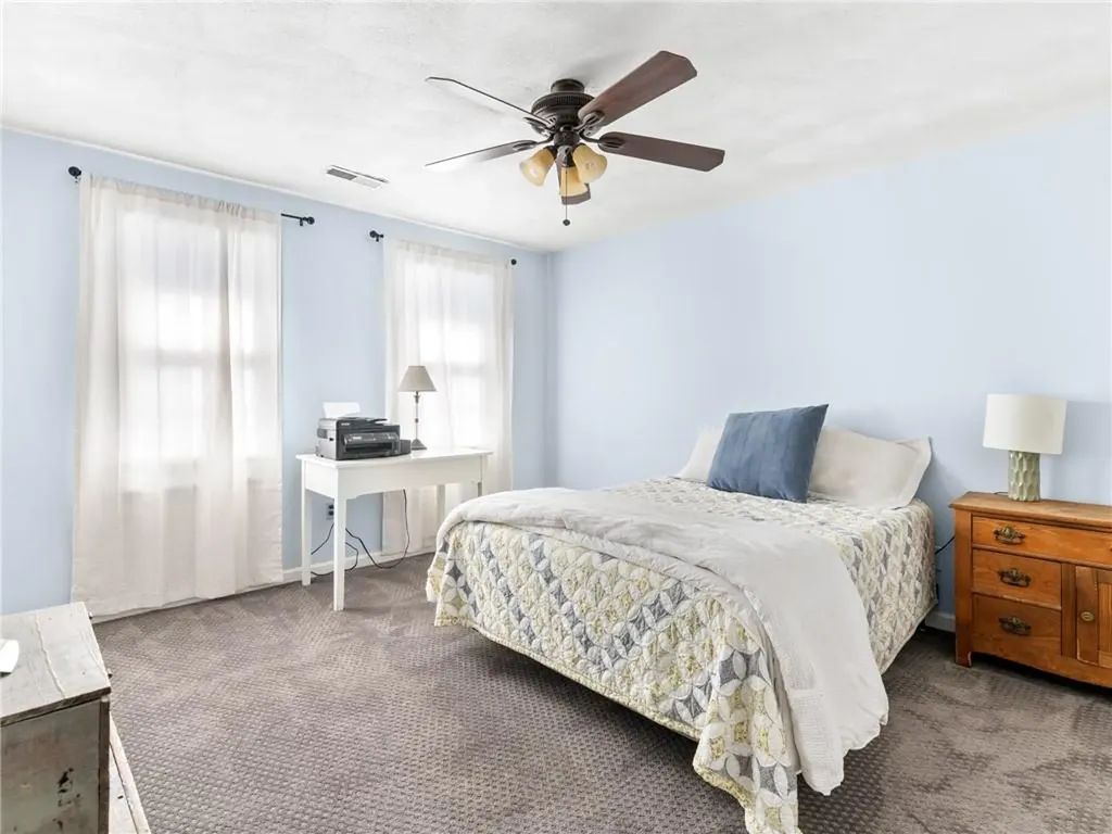 15 Sarah Lane Warwick RI 02889